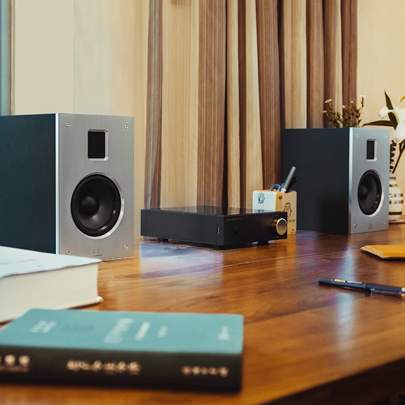 山靈 氣動式高音無源音箱 JET1，10月27日全網(wǎng)開售，零售價2798元。EA5+JET1 HiFi音響套裝價7998元，均享受6期免息分期